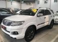 Toyota Fortuner V 4x2 TRD 2015 - Bán xe Toyota Fortuner V 4x2 TRD sản xuất năm 2015, màu trắng, giá cạnh tranh