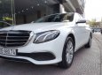 Mercedes-Benz E class   2.0 AT  2017 - Cần bán gấp Mercedes 2.0 AT sản xuất 2017, màu trắng, nhập khẩu