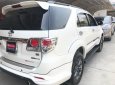 Toyota Fortuner TRD V 4X2 2015 - Cần bán xe Toyota Fortuner TRD V 4X2 năm sản xuất 2015, màu trắng, hỗ trợ giá tốt