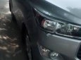 Toyota Innova 2.0G 2017 - Bán Toyota Innova 2.0G năm 2017, màu xám số tự động, 842tr