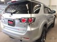 Toyota Fortuner   2016 - Bán xe Toyota Fortuner sản xuất 2016, màu bạc số tự động, giá 930tr