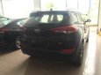 Hyundai Tucson 2.0 2017 - Hyundai Tucson 2017 2.0 máy xăng, bản tiêu chuẩn, màu đen, giá từ 770tr, hỗ trợ góp đến 85% xe. ĐT: 0941.46.22.77