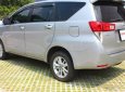 Toyota Innova  E   2016 - Bán ô tô Toyota Innova E sản xuất năm 2016, màu bạc  