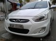 Hyundai Accent   2013 - Bán Hyundai Accent 2013, màu trắng số sàn, giá chỉ 389 triệu