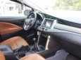Toyota Innova 2.0E 2016 - Bán Toyota Innova 2.0E sản xuất 2016, màu bạc