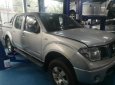 Nissan Navara LE 2.5 MT 4WD 2010 - Bán Nissan Navara LE 2.5 MT 4WD 2010, màu bạc, nhập khẩu  