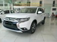 Mitsubishi Stavic 2018 - "Cực hot" bán Mitsubishi Outlander xe 7 chỗ, góp 90% xe, 7l/100km, LH Lê Nguyệt: 0911.477.123 - 0988.799.330