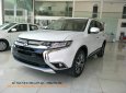 Mitsubishi Stavic 2018 - "Cực hot" bán Mitsubishi Outlander xe 7 chỗ, góp 90% xe, 7l/100km, LH Lê Nguyệt: 0911.477.123 - 0988.799.330