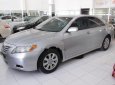 Toyota Camry 2.4 2008 - Bán ô tô Toyota Camry 2.4 năm 2008, màu bạc, nhập khẩu nguyên chiếc, giá tốt