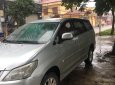 Toyota Innova 2.0E 2014 - Bán Toyota Innova 2.0E năm 2014, màu bạc  