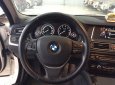 BMW 5 Series 520i 2016 - Cần bán gấp BMW 5 Series 520i năm 2016, màu trắng, nhập khẩu nguyên chiếc số tự động