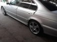 BMW 5 Series 525i 2002 - Cần bán lại xe BMW 5 Series 525i đời 2002, màu bạc