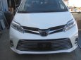 Toyota Sienna 3.5L Limited 2018 - Bán Toyota Sienna 3.5 Limited sản xuất 2018 màu trắng, nhập khẩu mới 100%