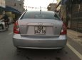 Hyundai Verna  MT 2009 - Bán xe Hyundai Verna MT 2009, màu bạc, 199 triệu