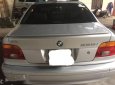 BMW 5 Series  525i  2002 - Cần bán gấp BMW 5 Series 525i đời 2002, màu bạc, giá chỉ 239 triệu