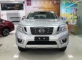 Nissan Navara E 2017 - Bán Nissan Navara E 2017 (MT, 4x2), màu bạc, nhập khẩu, giá tốt, mua xe chỉ với 150 triệu ban đầu