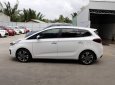 Kia Rondo GAT 2017 - Bán xe Kia Rondo GAT 2018, màu trắng, 669 triệu- Liên hệ 0938 806 702