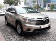 Toyota Highlander LE 2014 - Cần bán Toyota Highlander LE đời 2014, màu vàng, xe nhập