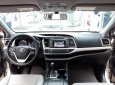 Toyota Highlander LE 2014 - Cần bán Toyota Highlander LE đời 2014, màu vàng, xe nhập