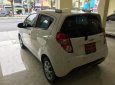 Chevrolet Spark 2013 - Cần bán gấp Chevrolet Spark sản xuất 2013, màu trắng