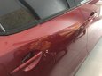 Mazda 2 2018 - Cần bán lại xe Mazda 2 đời 2018, màu đỏ xe gia đình, giá 600tr