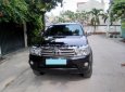 Toyota Fortuner 2.7V 4x4 AT 2011 - Bán Toyota Fortuner V đời 2011, màu đen, giá tốt