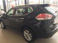 Nissan X trail 2.0 2WD 2018 - Bán xe Nissan X trail 2.0 2WD năm 2018, màu đen  