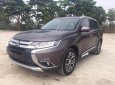 Mitsubishi Outlander 2.0 CVT 2018 - Bán ô tô Mitsubishi Outlander 2.0 CVT năm 2018, màu nâu