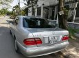 Mercedes-Benz E class E240  2001 - Cần bán gấp Mercedes E240 sản xuất 2001, màu bạc, nhập khẩu