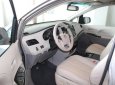 Toyota Sienna LE 2010 - Chính chủ bán xe Toyota Sienna LE sản xuất 2010, màu bạc, nhập khẩu