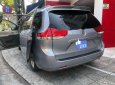 Toyota Sienna   3.5LE 2011 - Bán Toyota Sienna 3.5LE đời 2011, màu bạc xe gia đình