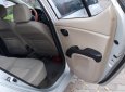 Hyundai i10 2013 - Cần bán xe Hyundai i10 năm 2013 màu bạc, giá 195 triệu, xe nhập