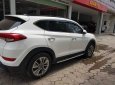 Hyundai Tucson 2.0 2016 - Cần bán lại xe Hyundai Tucson 2.0 đời 2016, màu trắng, nhập khẩu nguyên chiếc