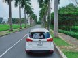 Kia Rondo 2016 - Bán Kia Rondo sản xuất 2016, màu trắng