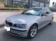 BMW 3 Series 325i  2004 - Cần bán gấp BMW 3 Series 325i năm sản xuất 2004, màu bạc, giá tốt