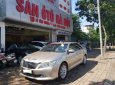 Toyota Camry 2.5G 2013 - Cần bán xe Toyota Camry 2.5G năm 2013, màu vàng