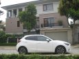 Mazda 2 2016 - Chiến Hòa Auto bán Mazda 2 năm sản xuất 2016, màu trắng, xe nhập