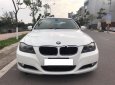 BMW 3 Series 320i 2009 - Chính chủ bán BMW 3 Series 320i đời 2009, màu trắng, xe nhập