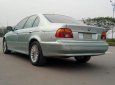 BMW 5 Series 525i 2001 - Cần bán BMW 5 Series 525i năm sản xuất 2001, màu xanh lam số tự động