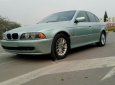 BMW 5 Series 525i 2001 - Cần bán BMW 5 Series 525i năm sản xuất 2001, màu xanh lam số tự động