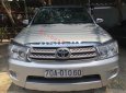 Toyota Fortuner 2011 - Bán xe Toyota Fortuner năm sản xuất 2011, màu bạc