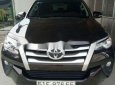Toyota Fortuner 2017 - Cần bán lại xe Toyota Fortuner sản xuất 2017, màu đen chính chủ, giá tốt