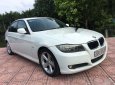 BMW 3 Series  320i  2009 - Bán BMW 3 Series 320i 2009, màu trắng còn mới, giá chỉ 500 triệu