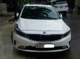 Kia Cerato 1.6 AT 2016 - Cần bán lại xe Kia Cerato 1.6 AT 2016, màu trắng 