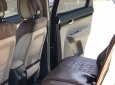 Kia Sorento 2016 - Cần bán xe Kia Sorento đời 2016 màu đỏ bản full GATH chạy lướt