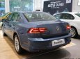 Volkswagen Passat  Bluemotion 2017 - Bán xe Volkswagen Passat Bluemotion sedan xe Đức nhập khẩu chính hãng mới 100% giá rẻ. LH ngay 0933 365 188
