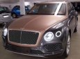 Bentley 4.0L 2018 - Bán xe Bentley Bentayga 4.0L sản xuất năm 2018, màu xám (ghi), xe nhập Mỹ