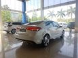 Kia Cerato 2018 - Bán Kia Cerato sản xuất năm 2018, màu trắng, 499 triệu