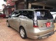 Mitsubishi Grandis 2.4 AT 2006 - Bán Mitsubishi Grandis 2.4 AT đời 2006, màu vàng, giá 375tr