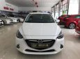 Mazda 2 1.5 AT 2017 - Cần bán lại xe Mazda 2 1.5 AT 2017, màu trắng số tự động 